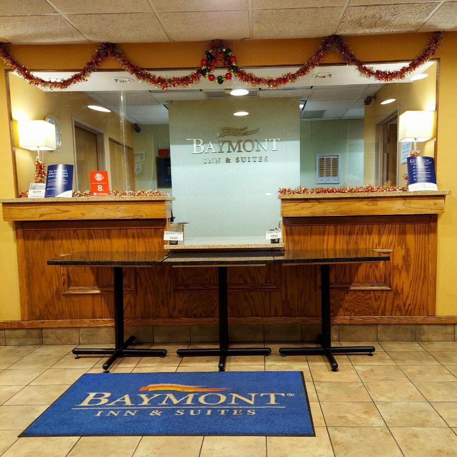 Baymont By Wyndham Portage Hotell Eksteriør bilde