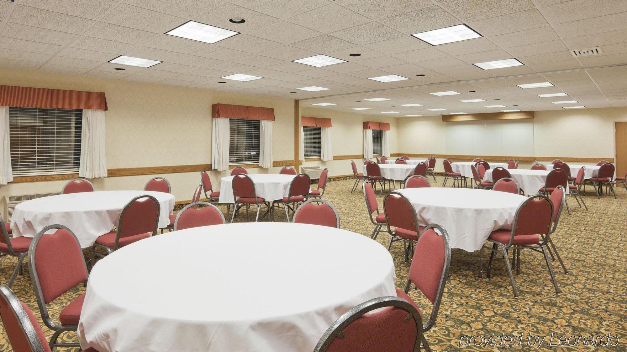 Baymont By Wyndham Portage Hotell Fasiliteter bilde