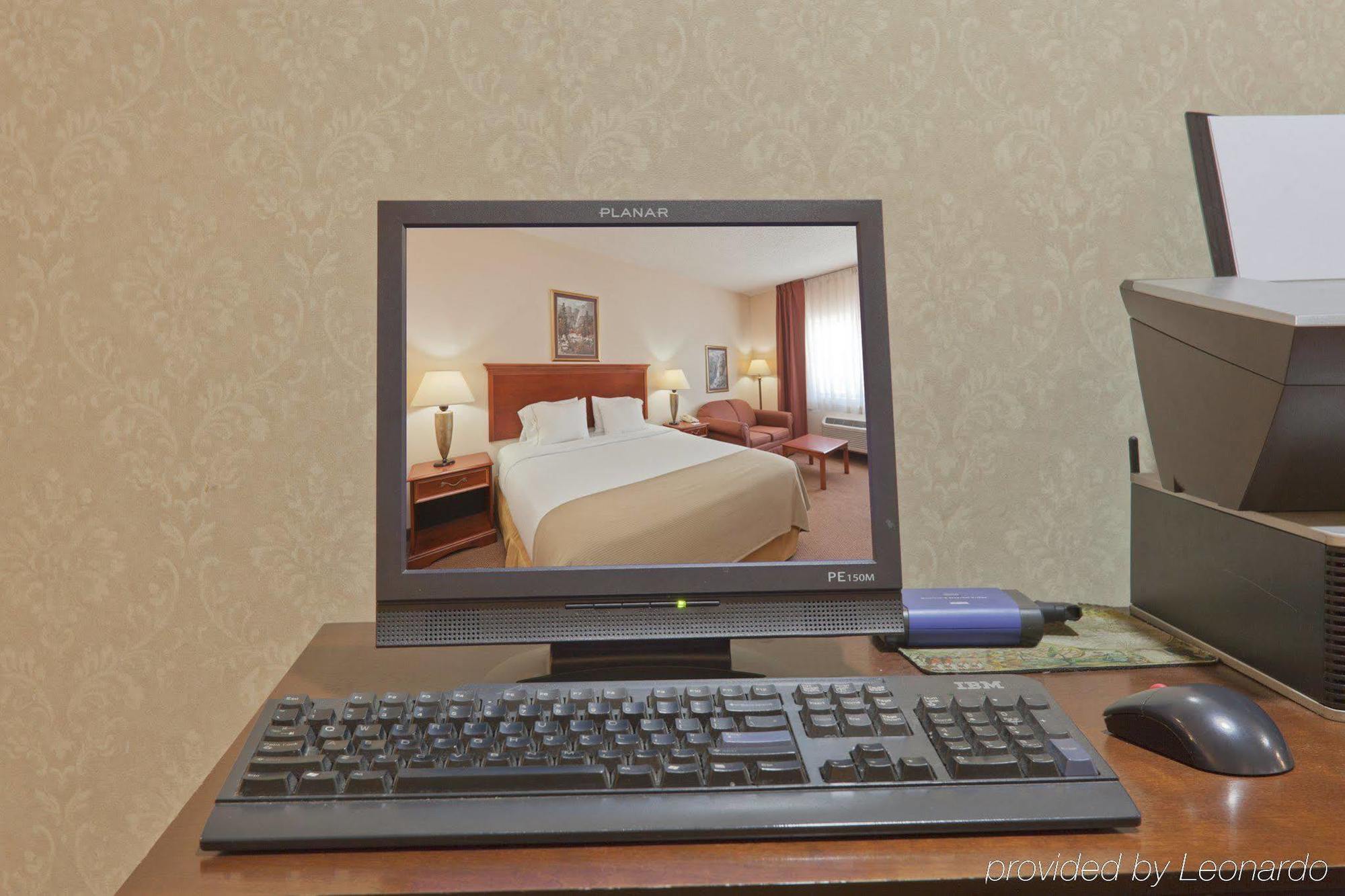 Baymont By Wyndham Portage Hotell Fasiliteter bilde