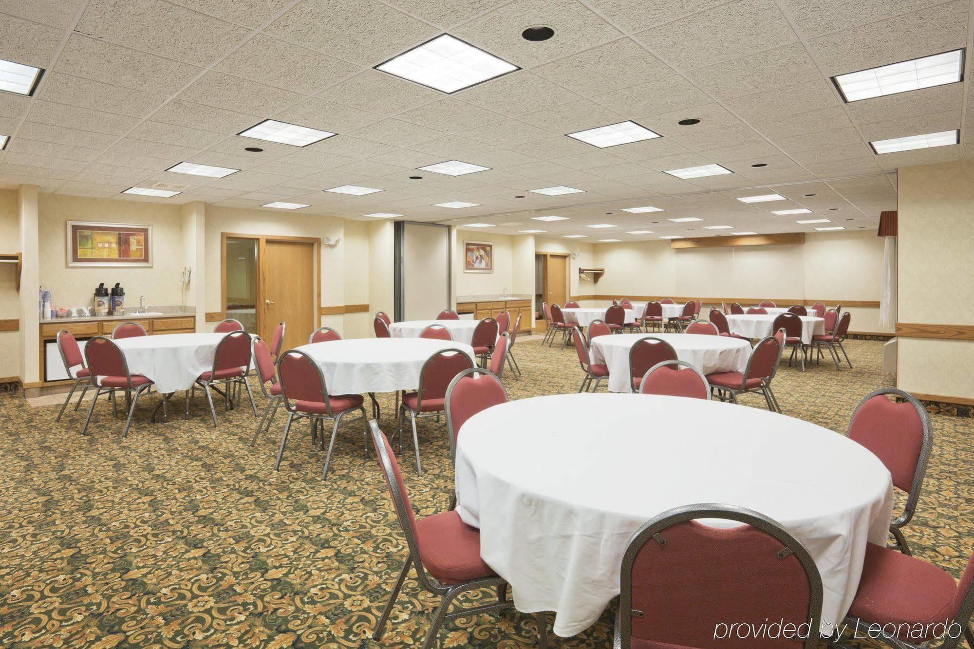 Baymont By Wyndham Portage Hotell Fasiliteter bilde